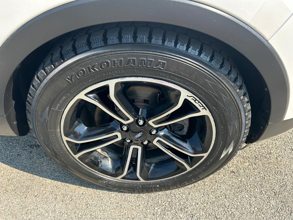 Ford Explorer Sport 4WD 2013