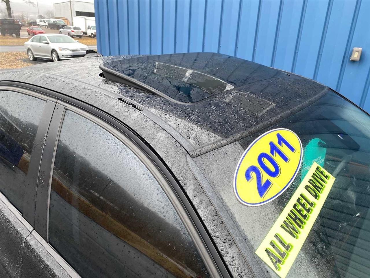 BMW 3-Series 328i xDrive SA 2011