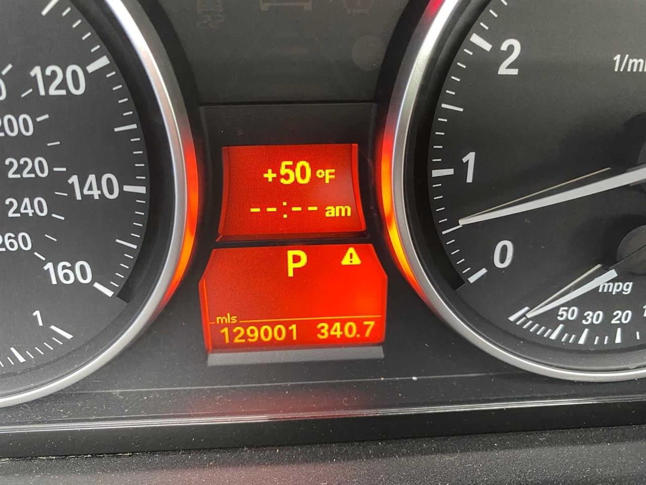 BMW 3-Series 328i xDrive SA 2011