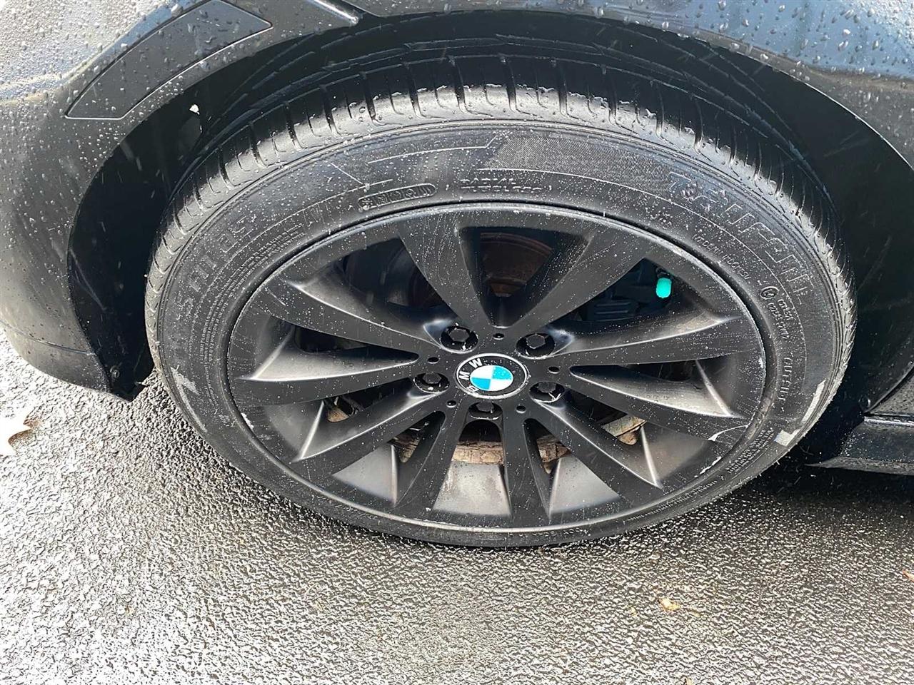 BMW 3-Series 328i xDrive SA 2011