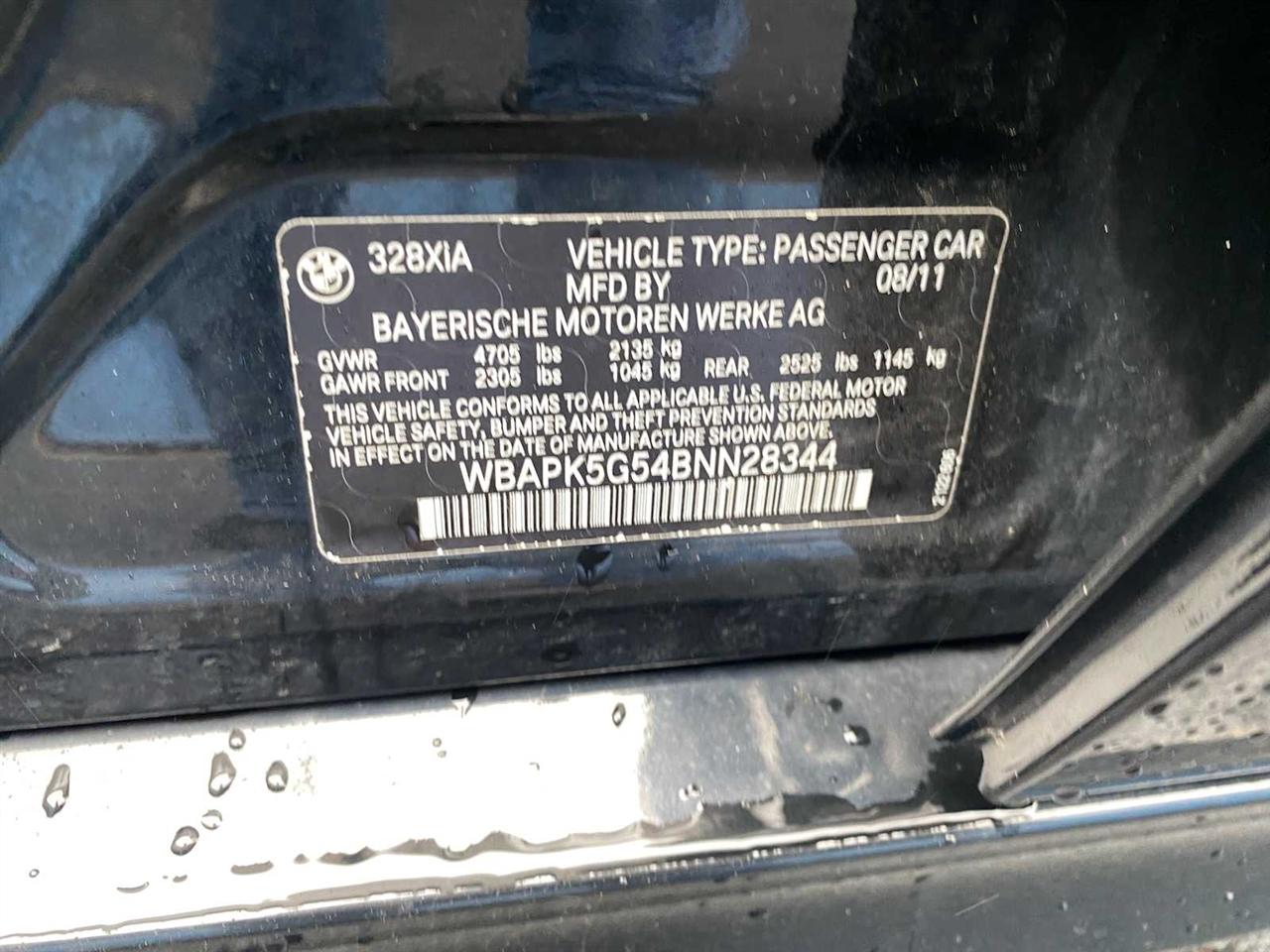 BMW 3-Series 328i xDrive SA 2011