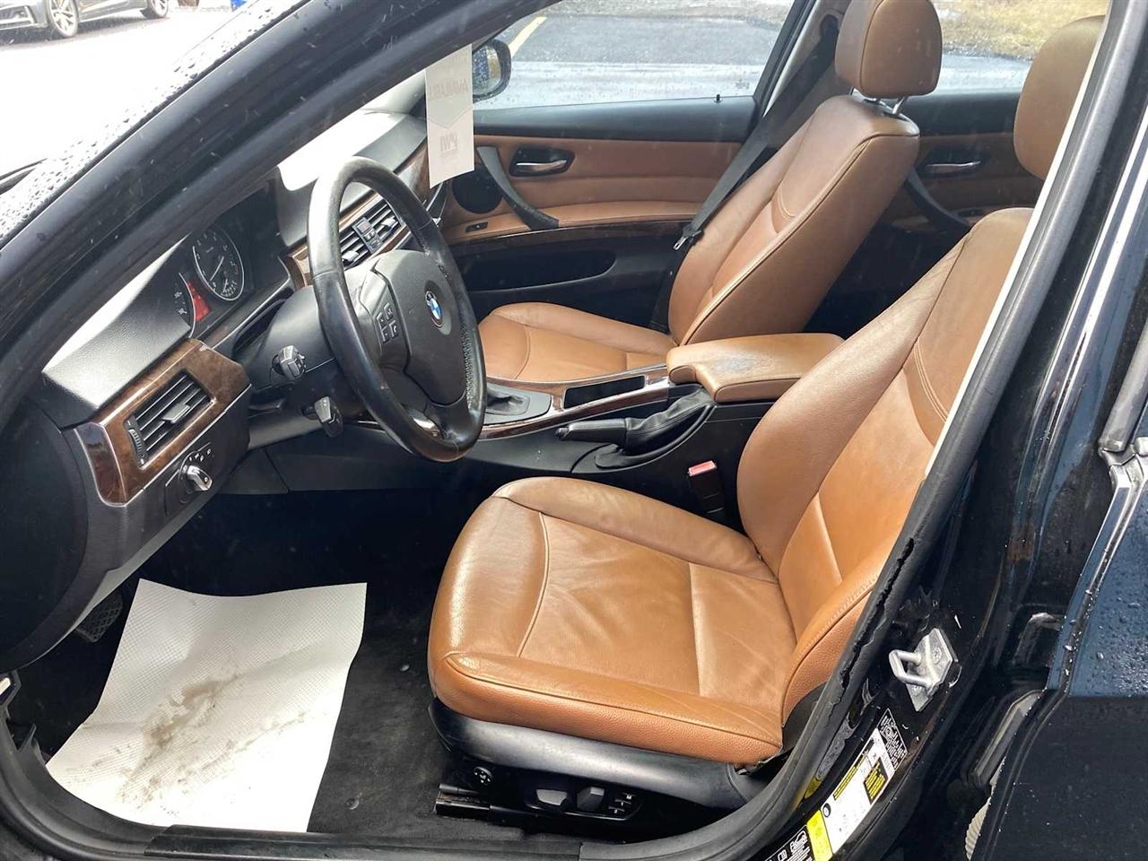 BMW 3-Series 328i xDrive SA 2011