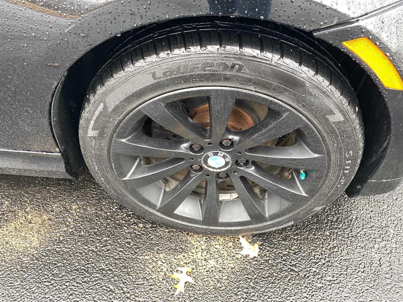 BMW 3-Series 328i xDrive SA 2011