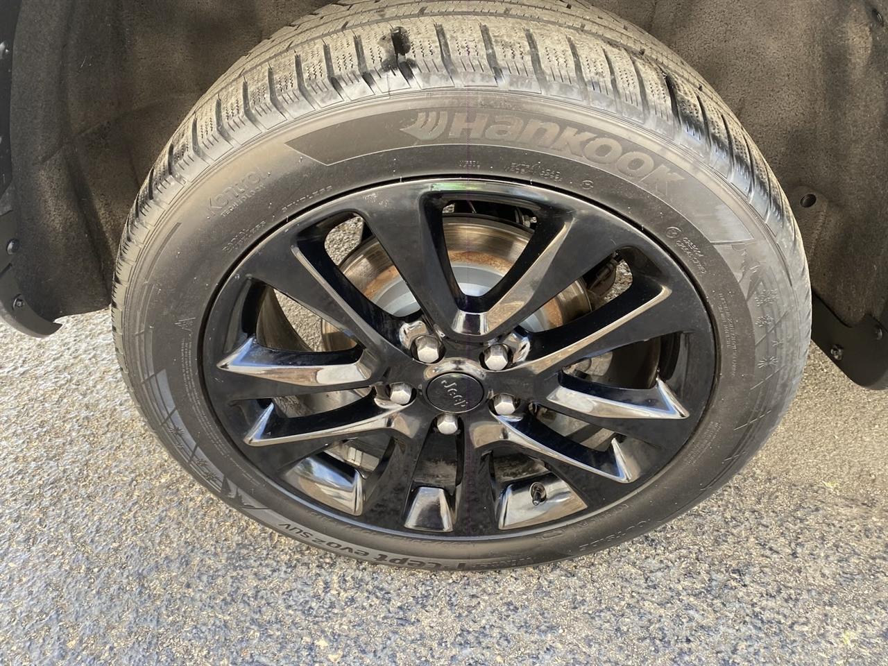 Jeep Grand Cherokee Laredo 4WD 2017