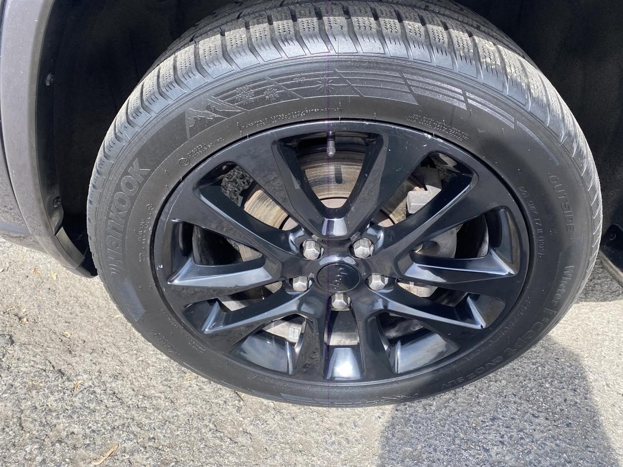 Jeep Grand Cherokee Laredo 4WD 2017