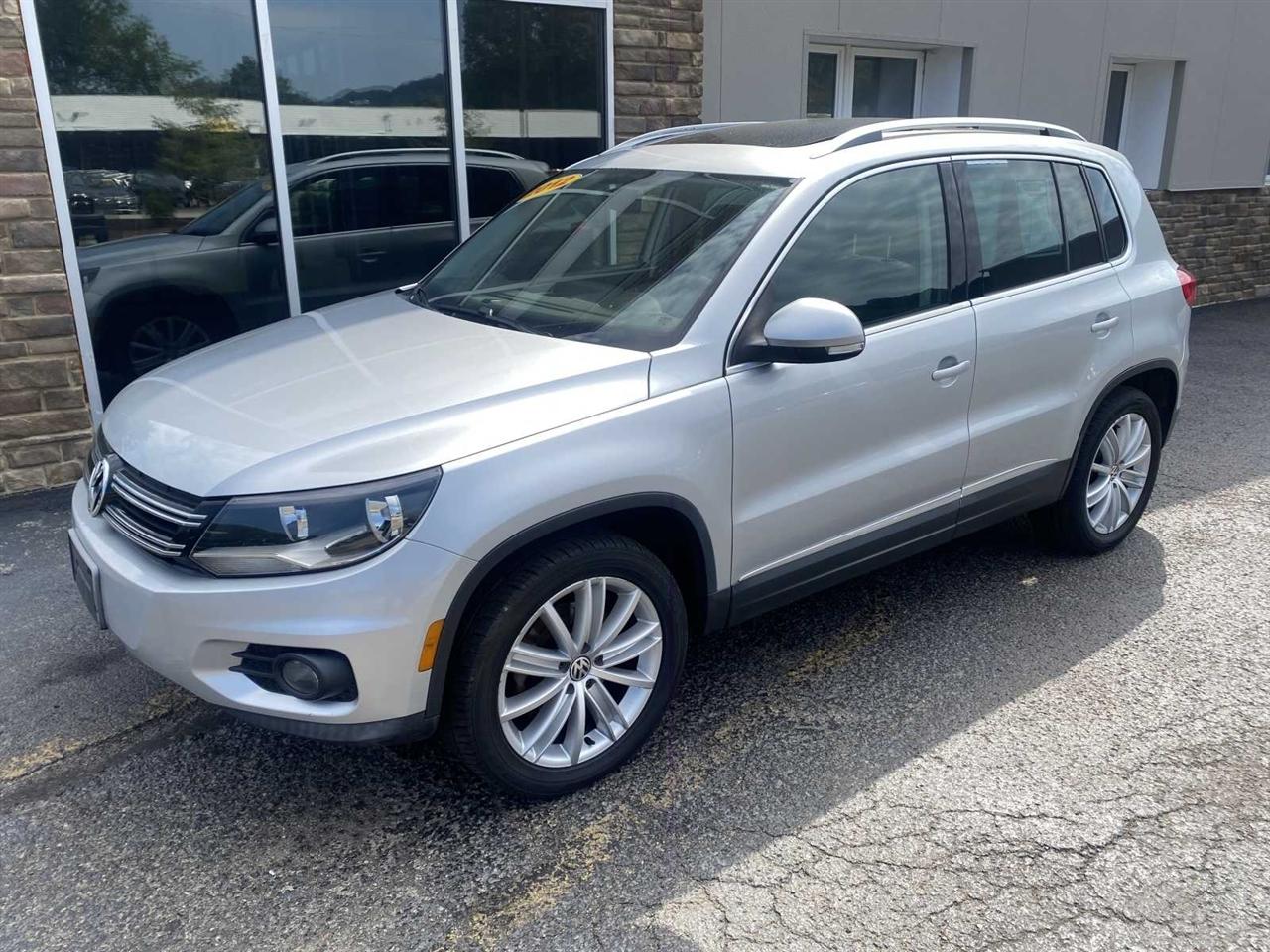 Volkswagen Tiguan SE 2012