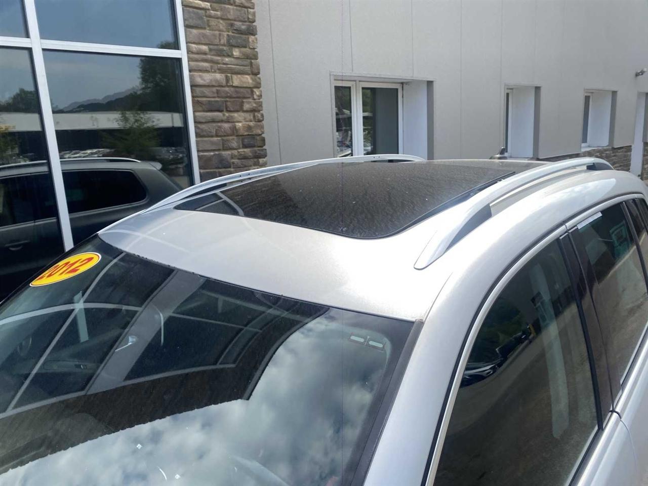 Volkswagen Tiguan SE 2012