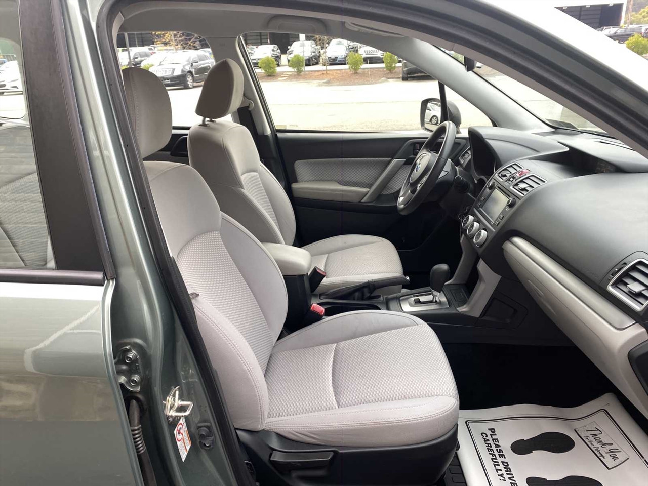 Subaru Forester 2.5i Premium PZEV CVT 2018 Subaru Forester 2.5i Premium PZEV CVT 2018