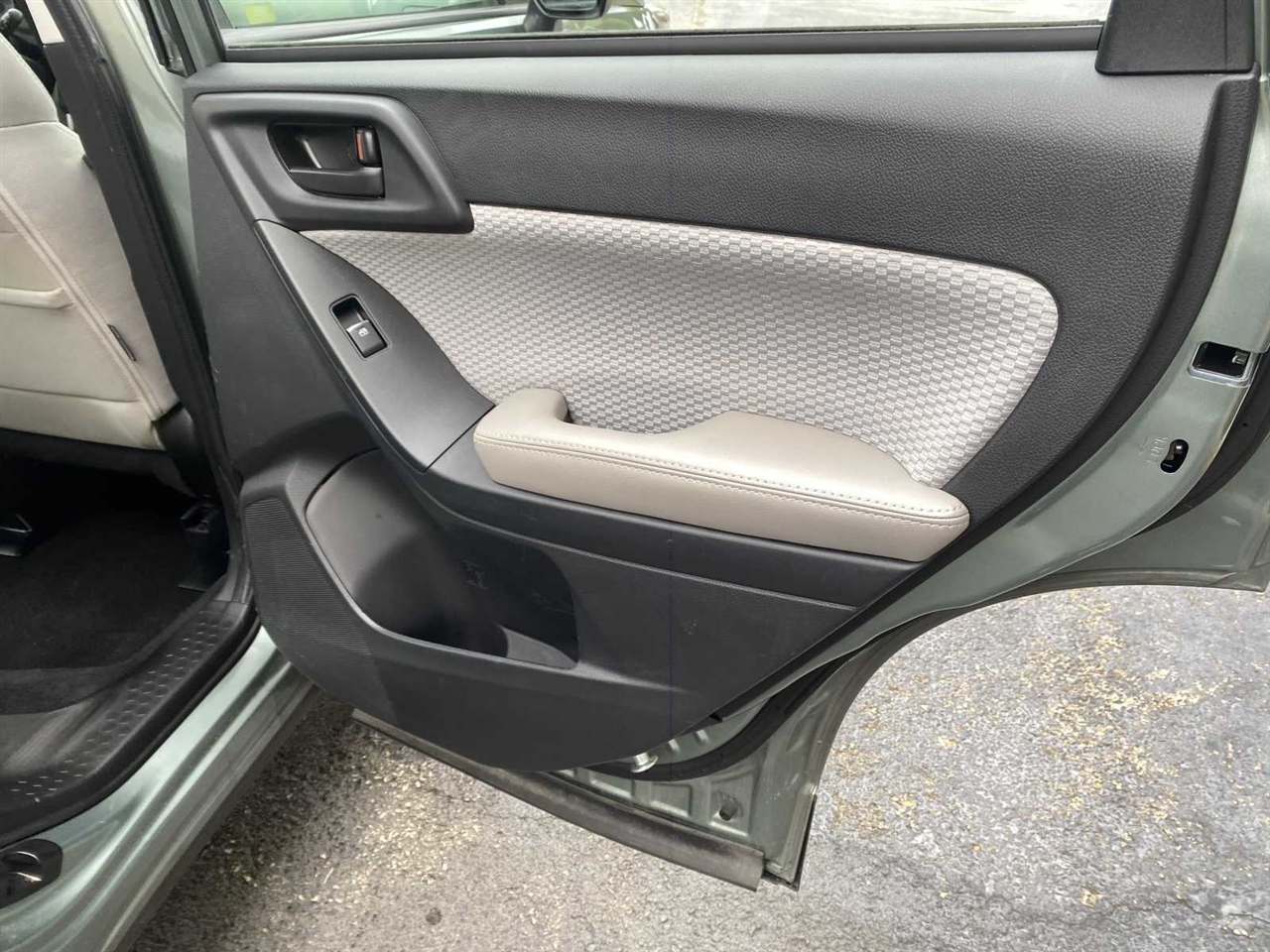 Subaru Forester 2.5i Premium PZEV CVT 2018 Subaru Forester 2.5i Premium PZEV CVT 2018