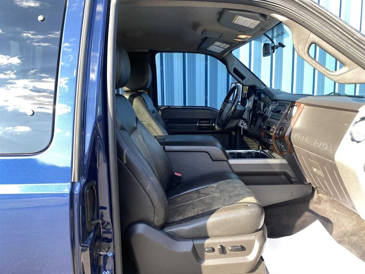 Ford F-350 SD Lariat SuperCab 4WD 2011