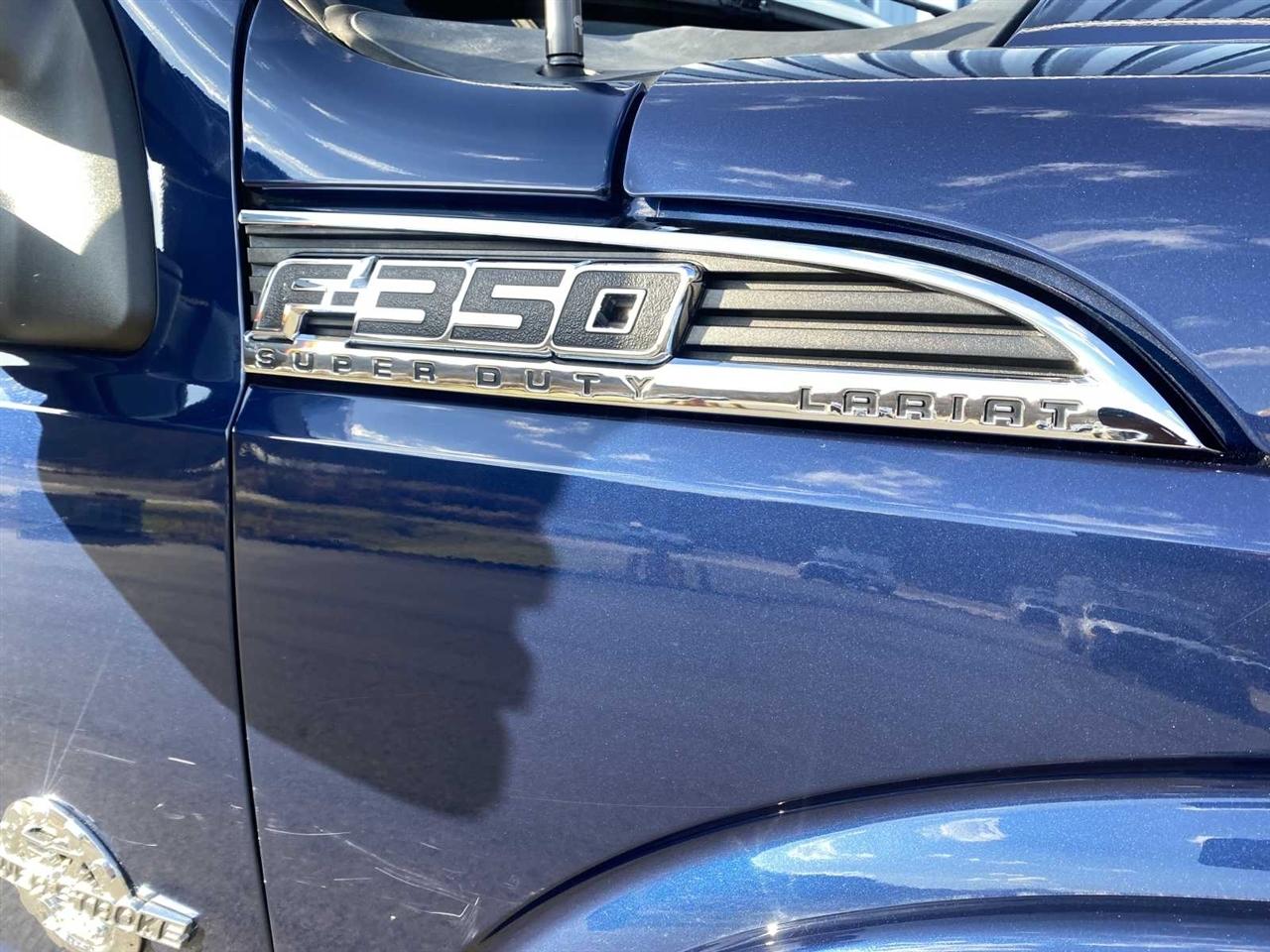 Ford F-350 SD Lariat SuperCab 4WD 2011