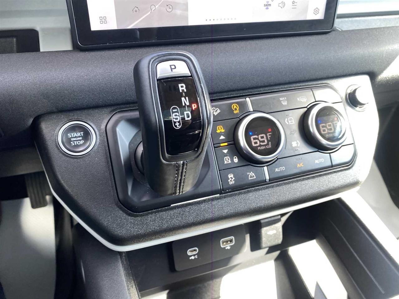 Land Rover Defender 110 First Edition AWD 2020