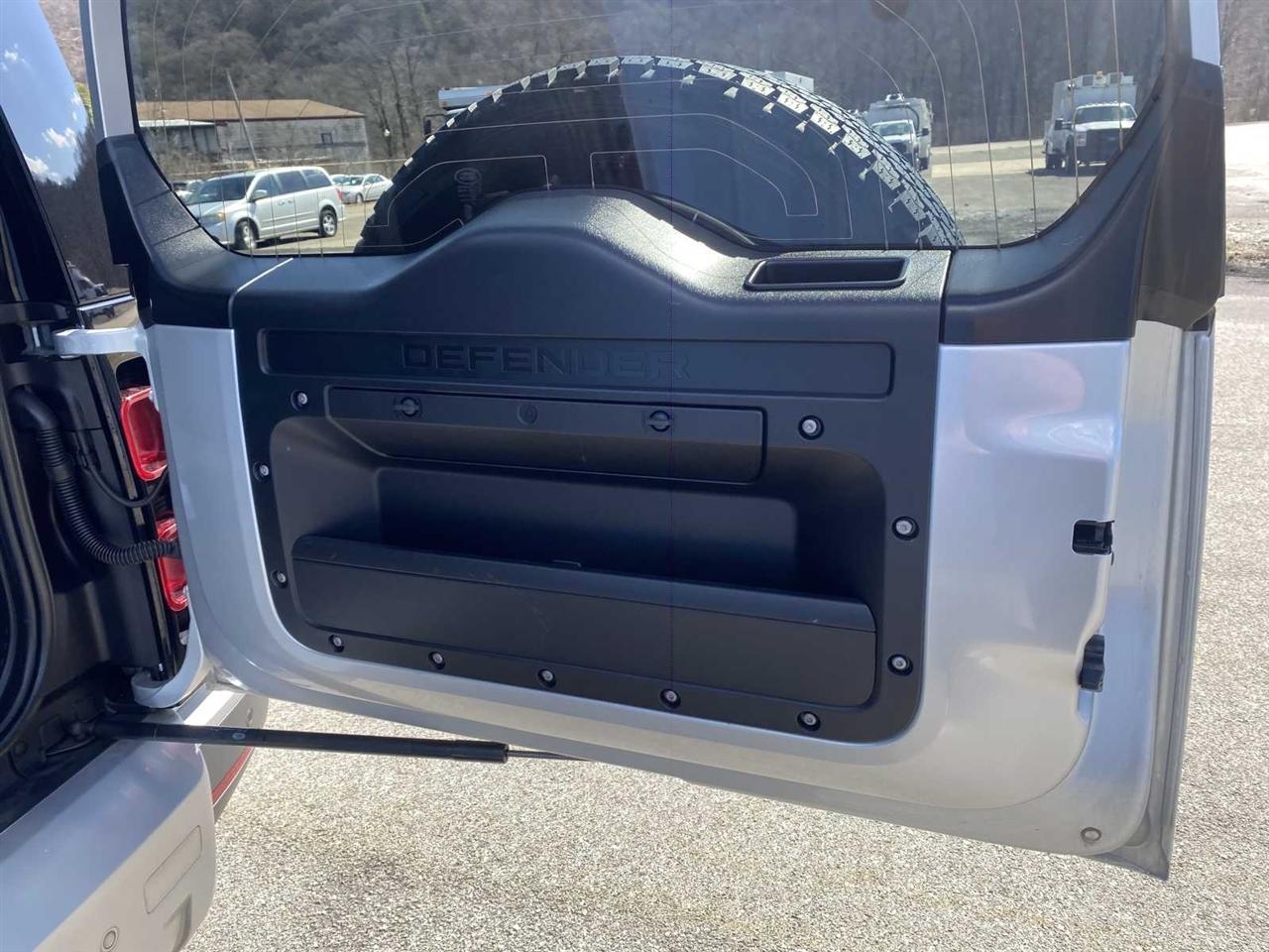 Land Rover Defender 110 First Edition AWD 2020