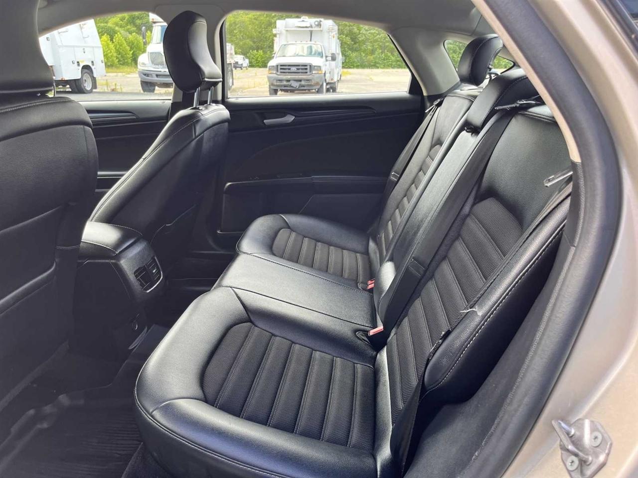 Ford Fusion SE 2018