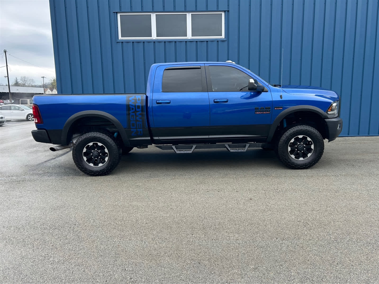 RAM 2500 Power Wagon Crew Cab SWB 4WD 2017