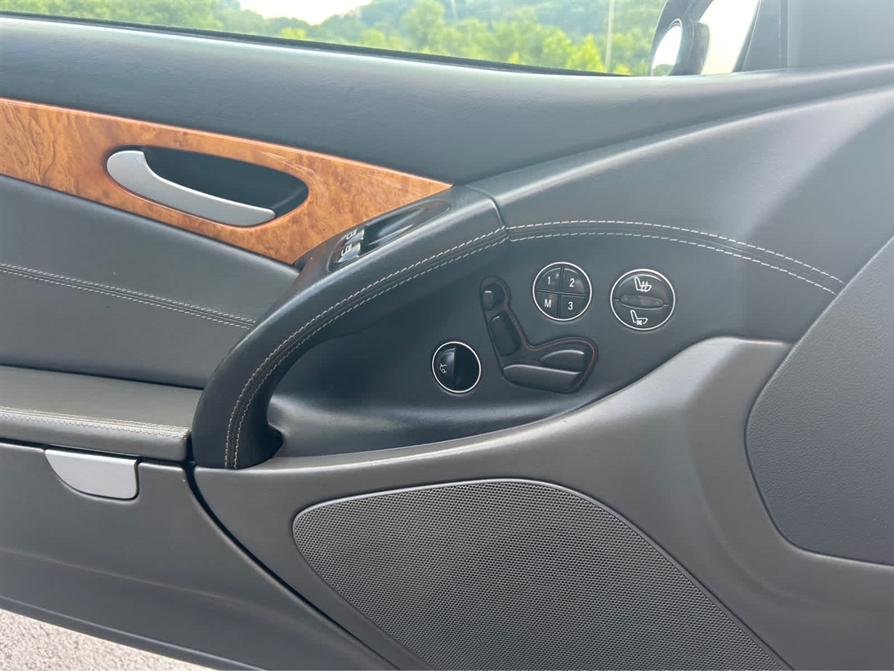 Mercedes-Benz SL-Class SL65 AMG 2005