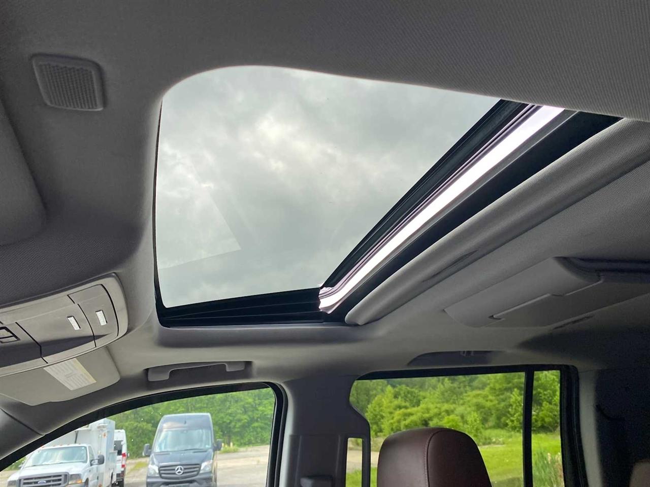 Chevrolet Suburban Premier 4WD 2020