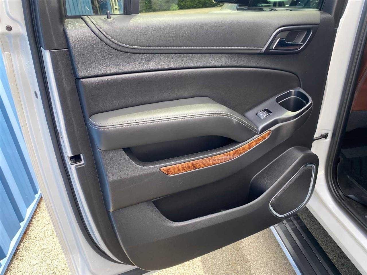 Chevrolet Suburban Premier 4WD 2020