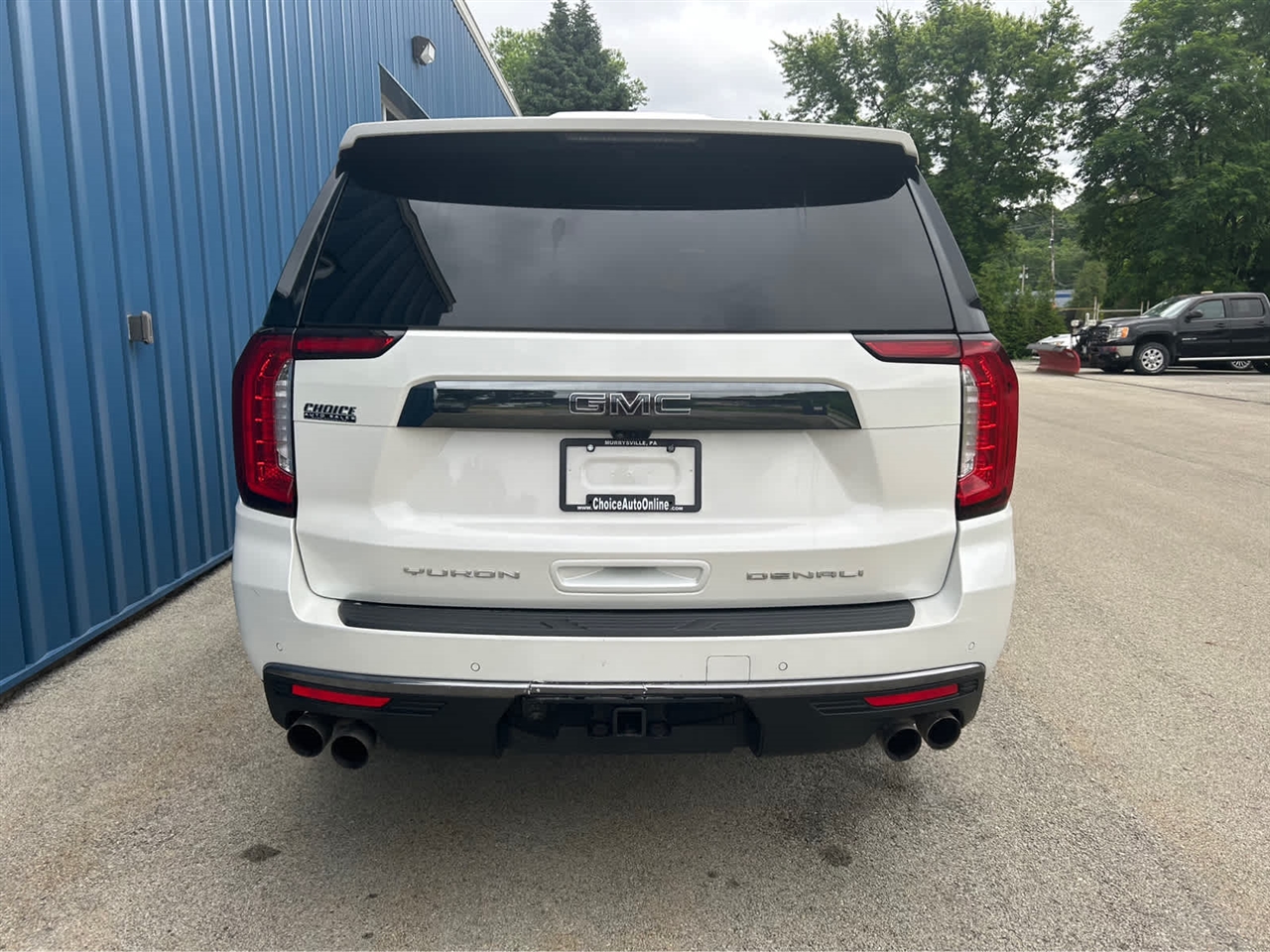 GMC Yukon XL Denali Ultimate 4WD 2023