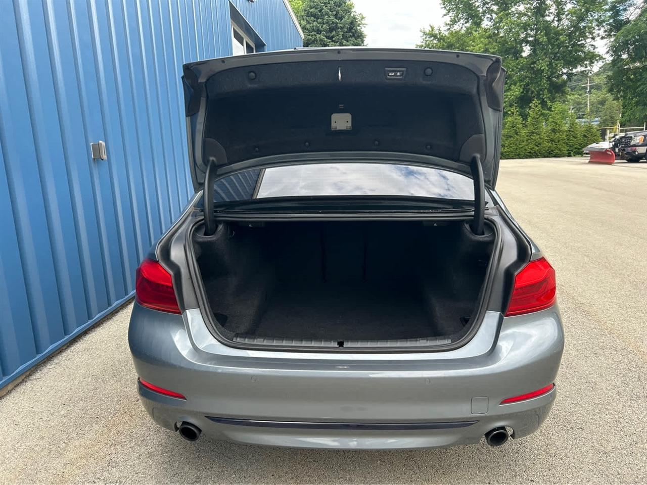 BMW 5-Series 530i xDrive 2020