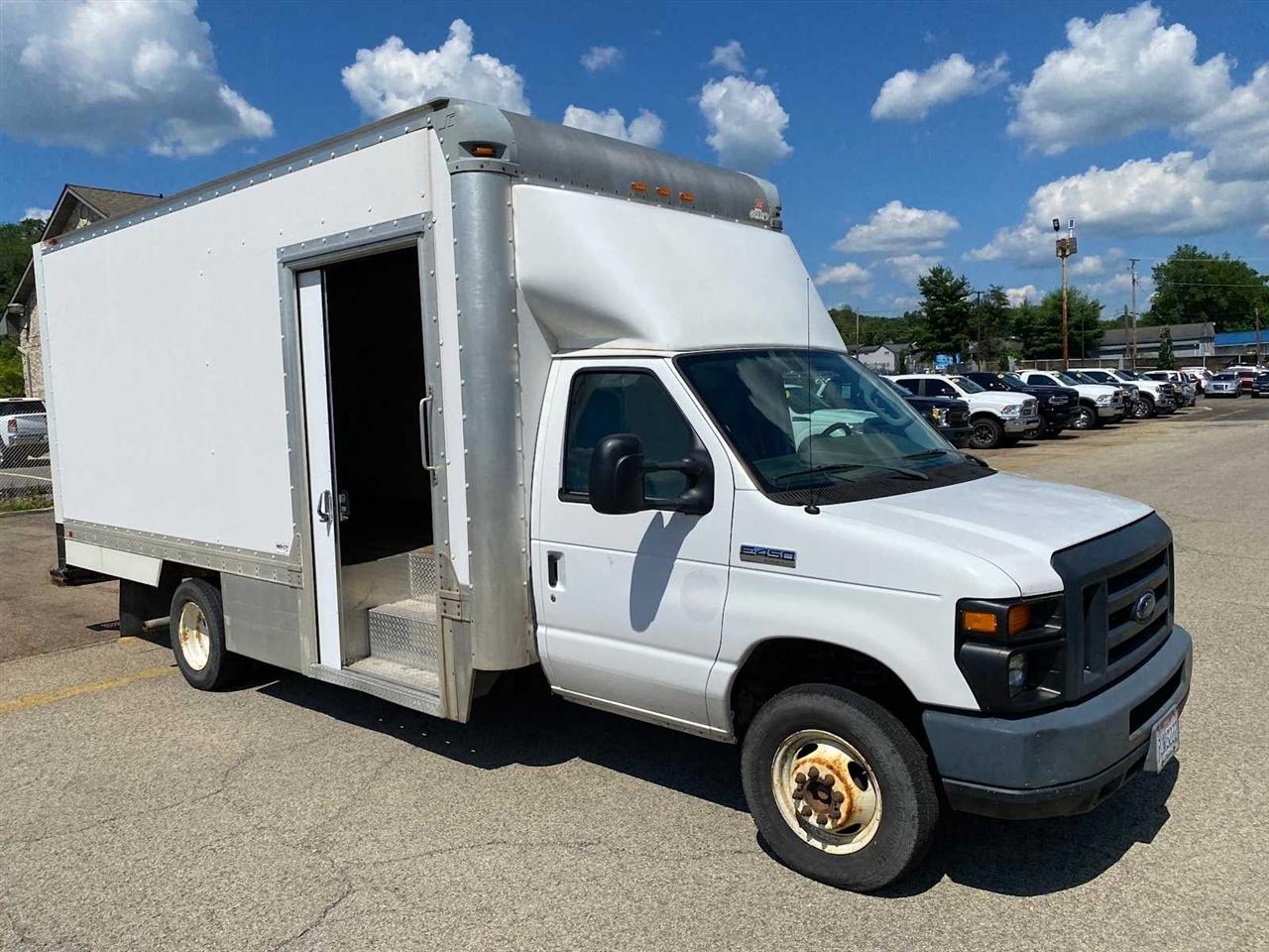 Ford Econoline E450 2017