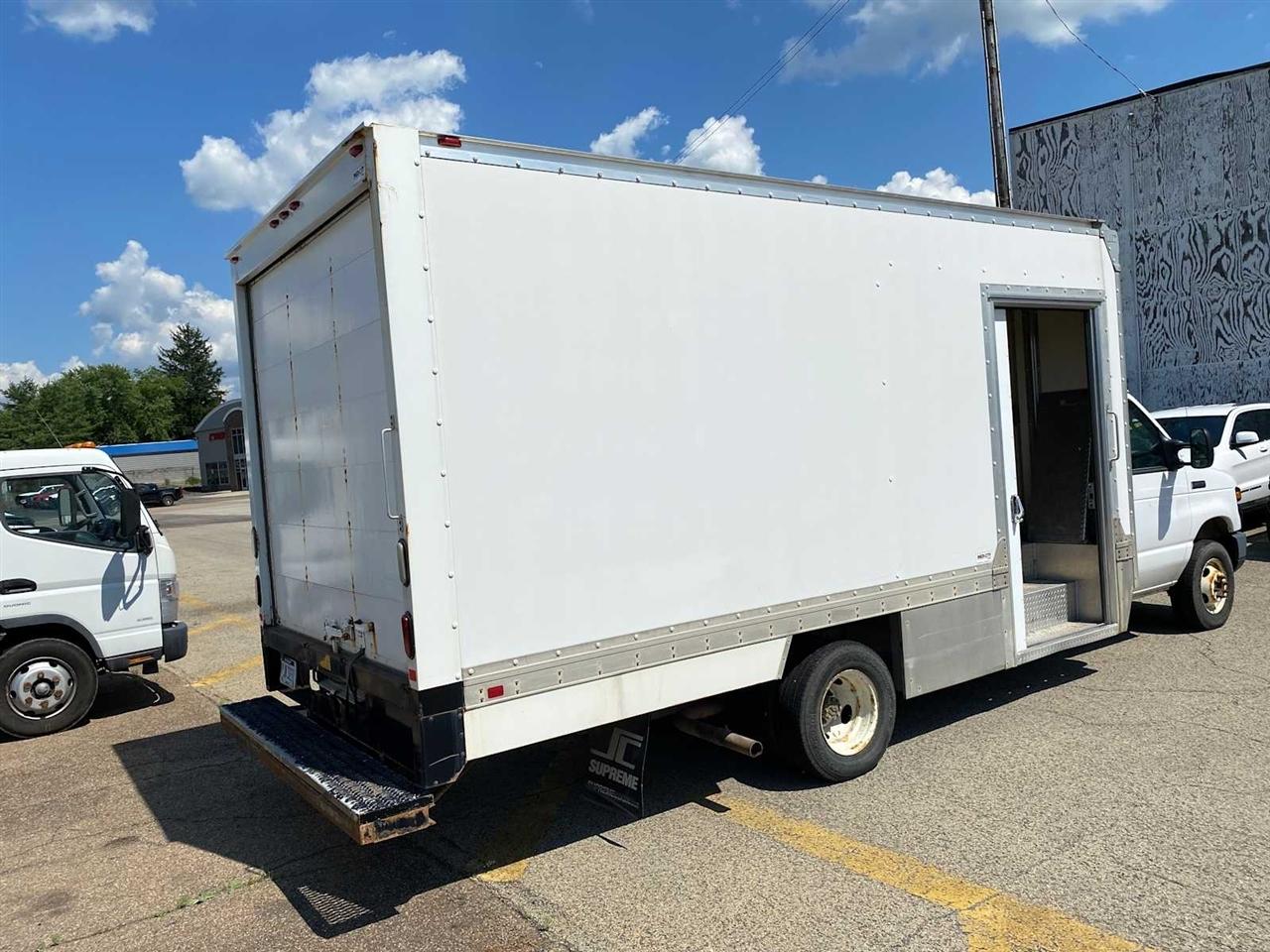 Ford Econoline E450 2017
