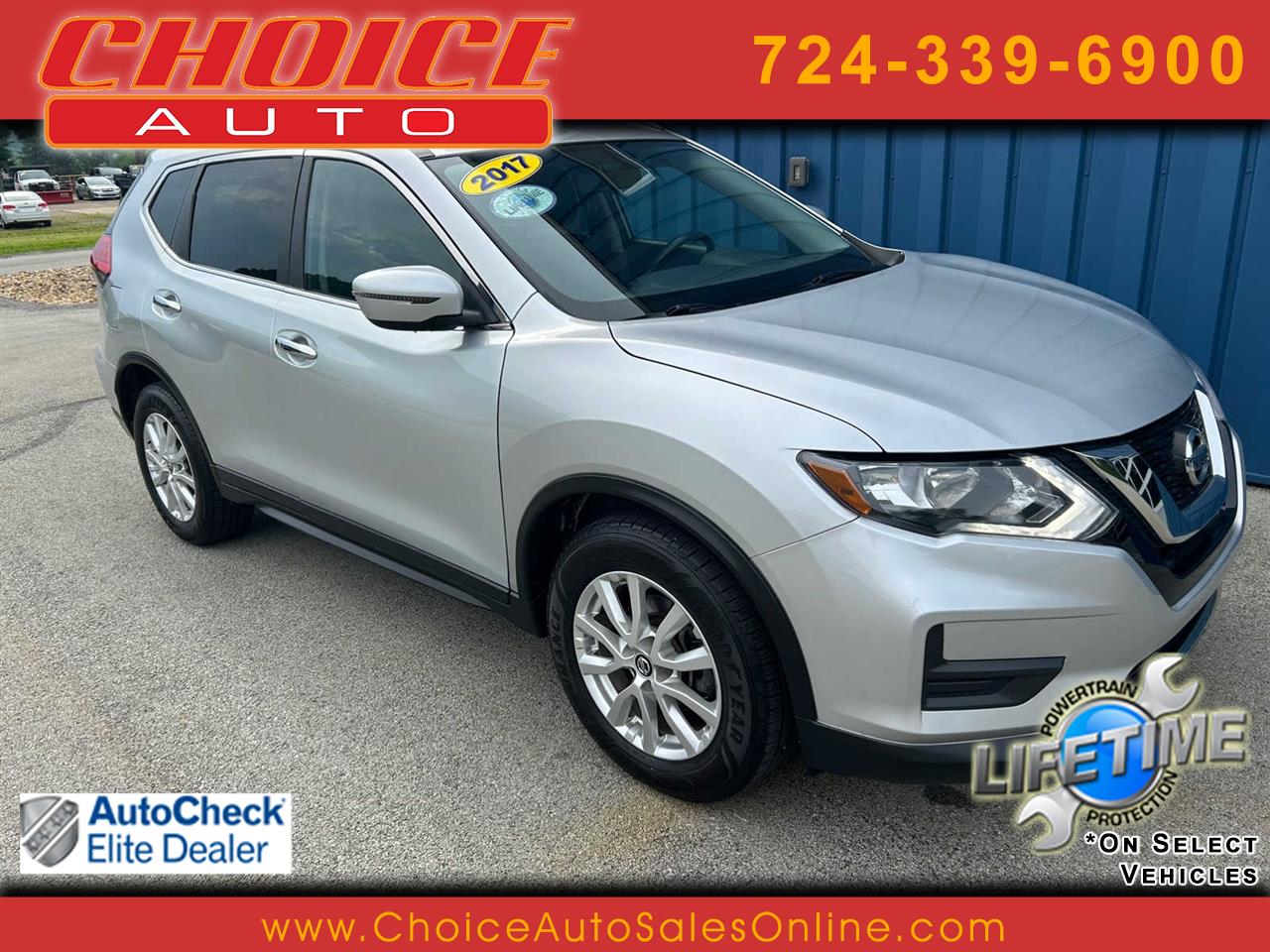 2017 Nissan Rogue SV's photo