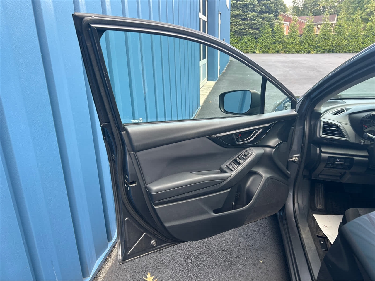 Subaru Impreza 2.0i CVT 5-Door 2019 Subaru Impreza 2.0i CVT 5-Door 2019