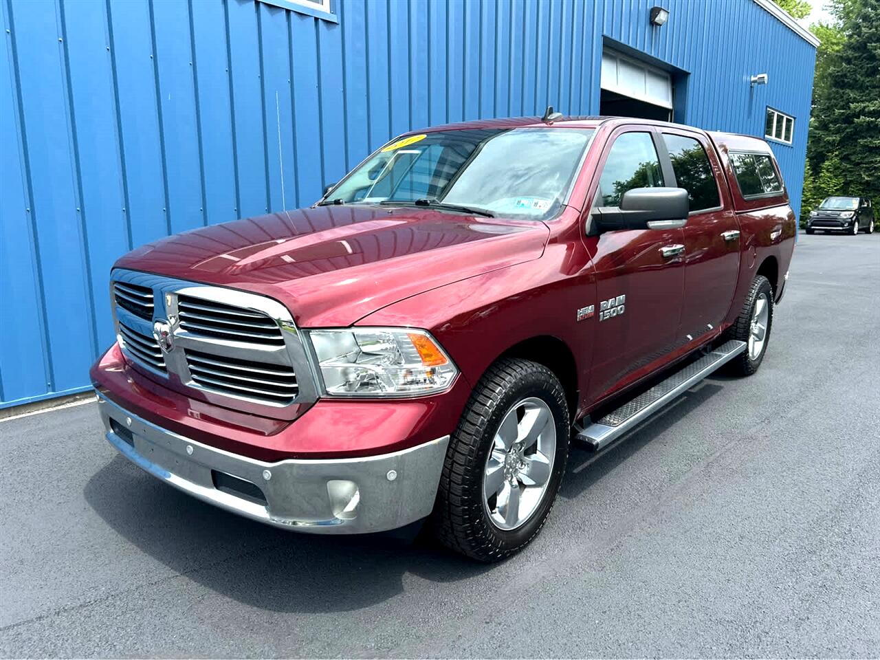 2017 Ram 1500 SLT photo 2