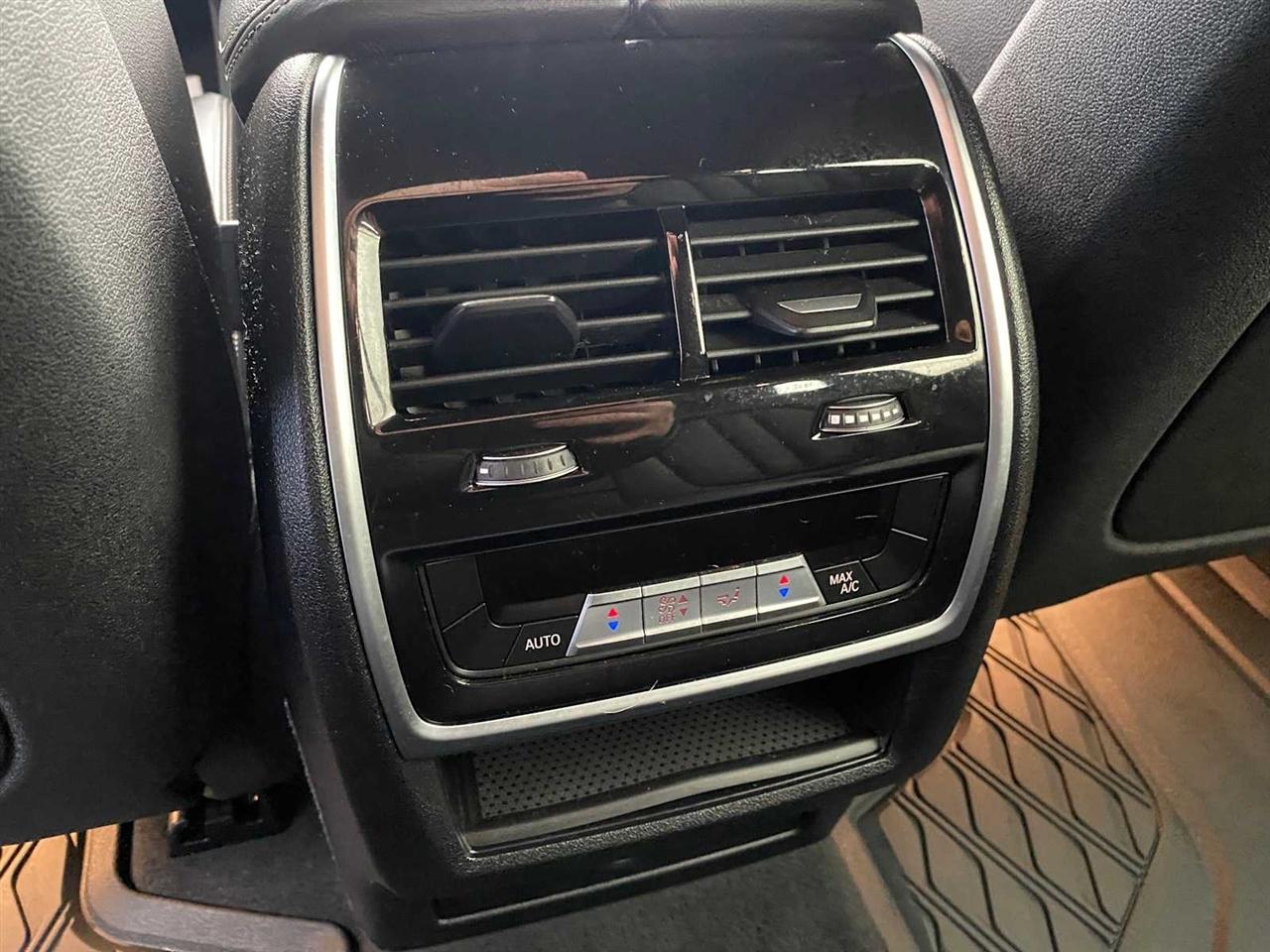 BMW X5 xDrive50i 2019