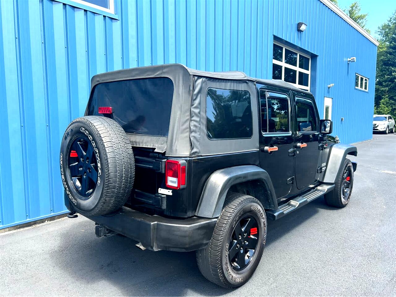 Jeep Wrangler Unlimited Sport 4WD 2014 Jeep Wrangler Unlimited Sport 4WD 2014