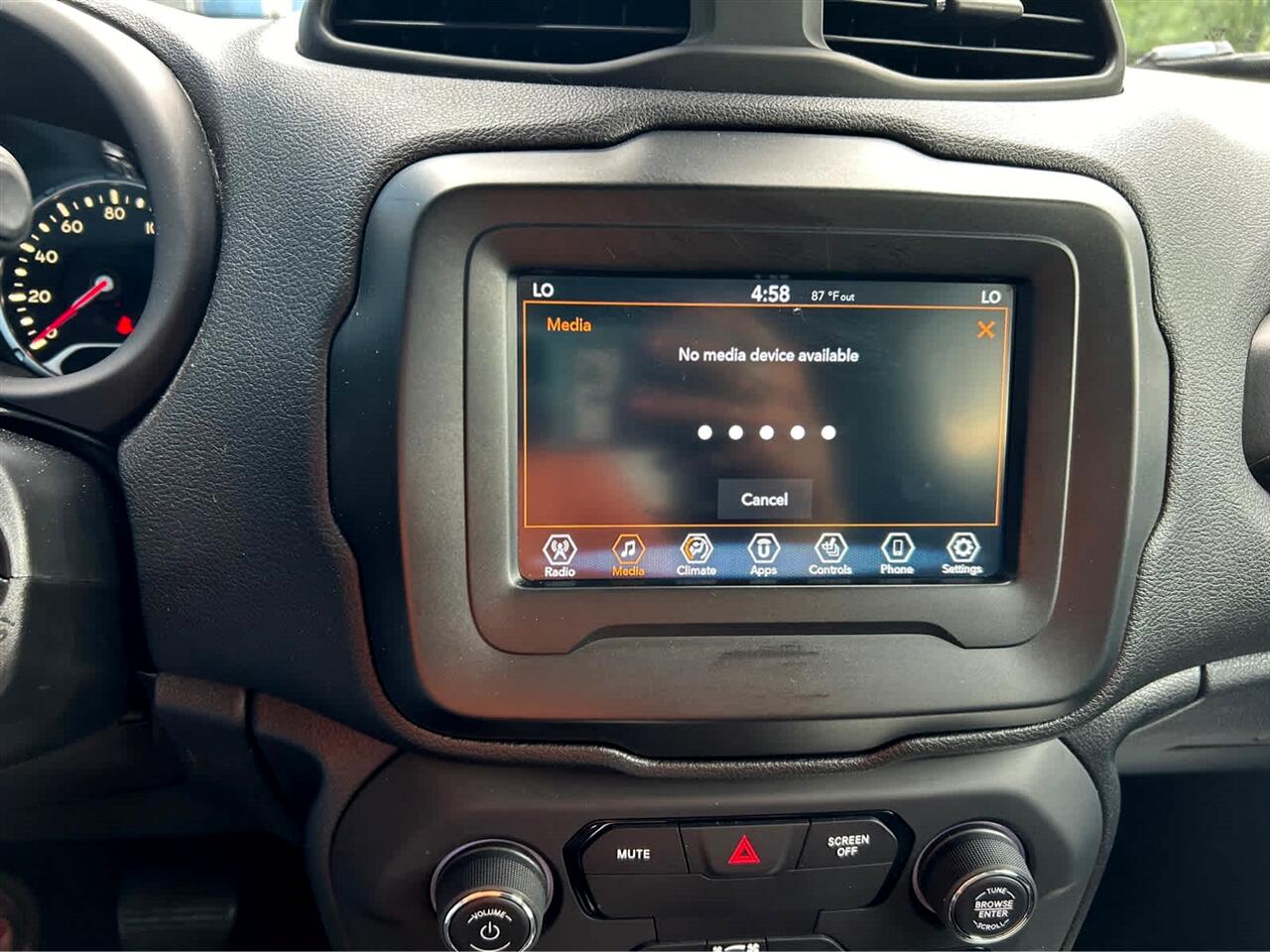 Jeep Renegade Latitude 4WD 2019 Jeep Renegade Latitude 4WD 2019