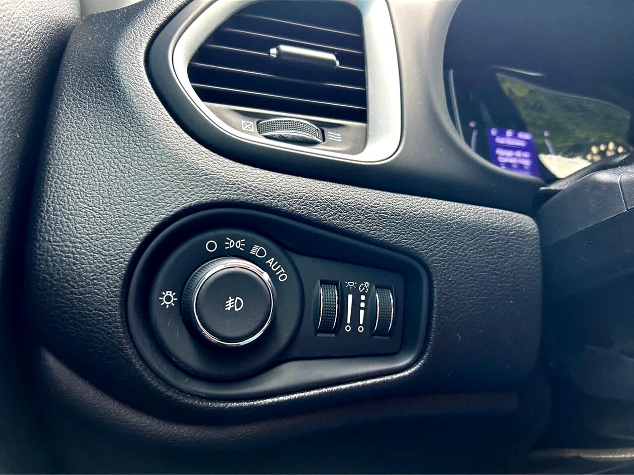 Jeep Renegade Latitude 4WD 2019 Jeep Renegade Latitude 4WD 2019