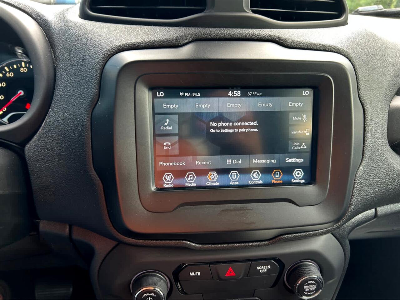 Jeep Renegade Latitude 4WD 2019 Jeep Renegade Latitude 4WD 2019