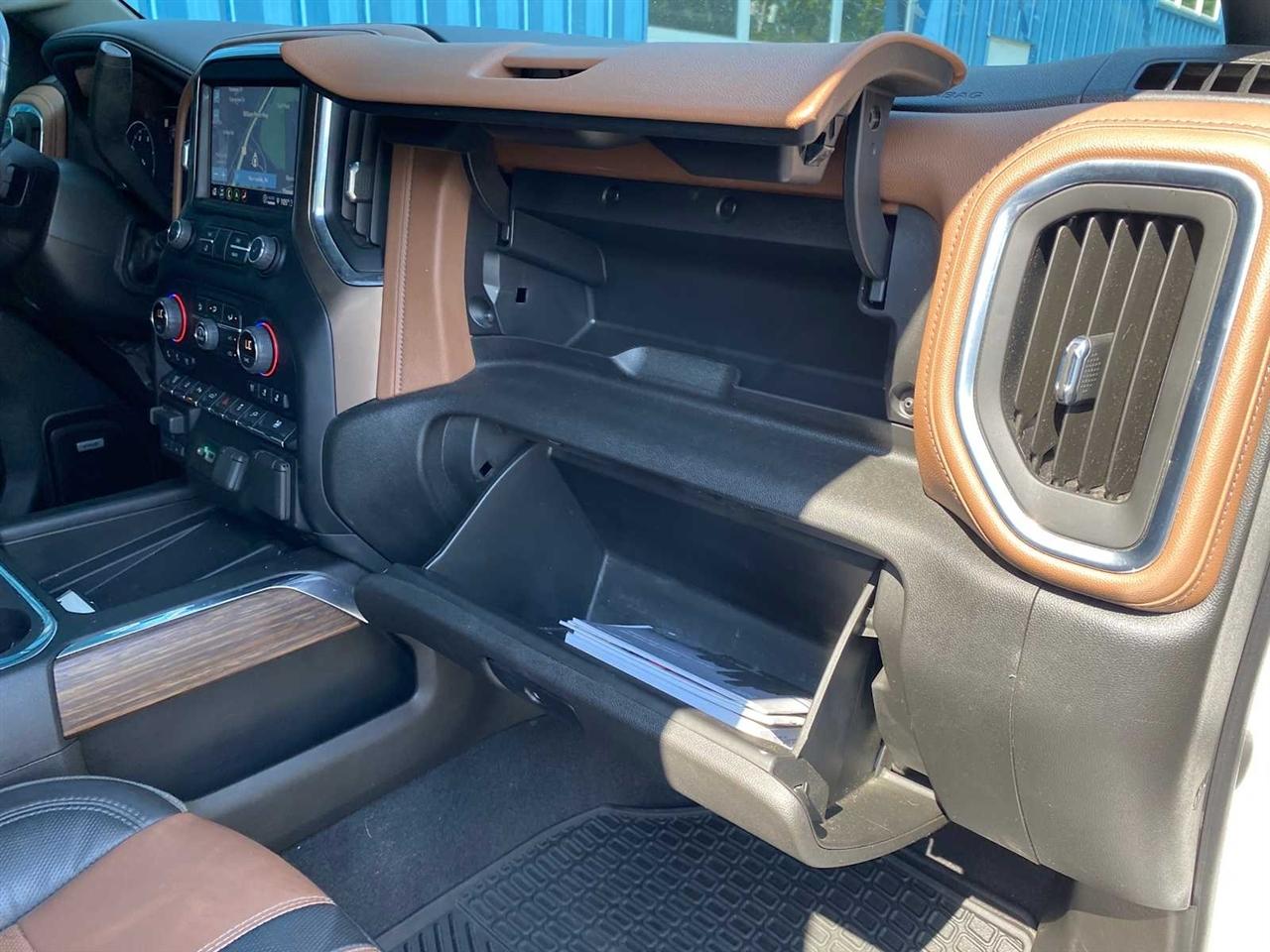 Chevrolet Silverado 3500HD High Country Crew Cab 4WD 2022