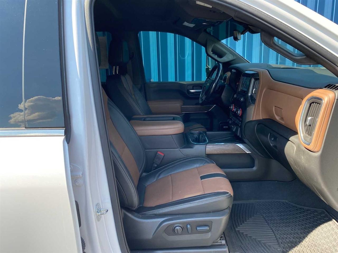 Chevrolet Silverado 3500HD High Country Crew Cab 4WD 2022