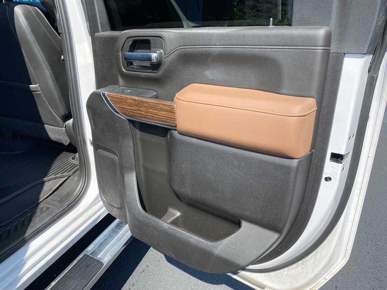 Chevrolet Silverado 3500HD High Country Crew Cab 4WD 2022