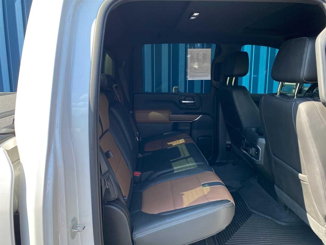 Chevrolet Silverado 3500HD High Country Crew Cab 4WD 2022