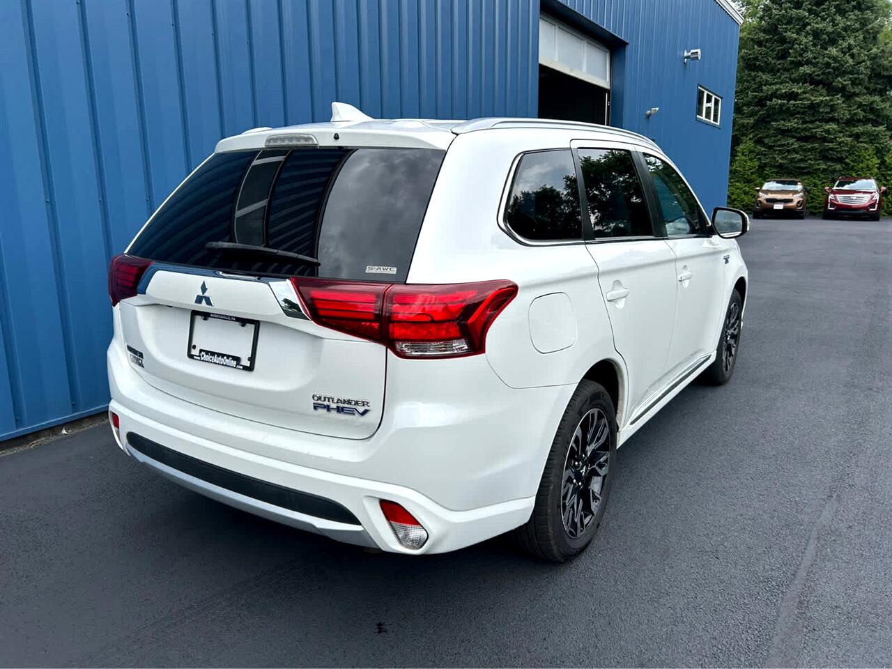 2018 Mitsubishi Outlander PHEV SEL photo 3