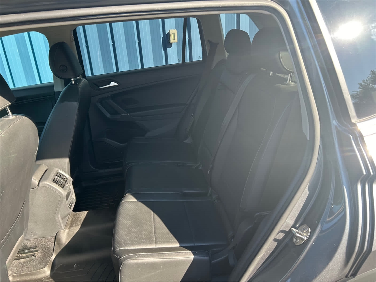 Volkswagen Tiguan SE 4Motion AWD 2020 Volkswagen Tiguan SE 4Motion AWD 2020