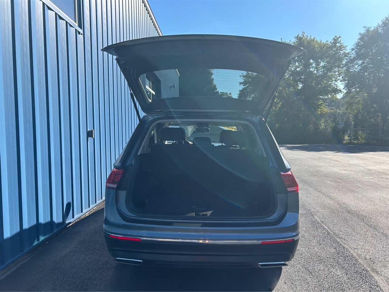 Volkswagen Tiguan SE 4Motion AWD 2020 Volkswagen Tiguan SE 4Motion AWD 2020