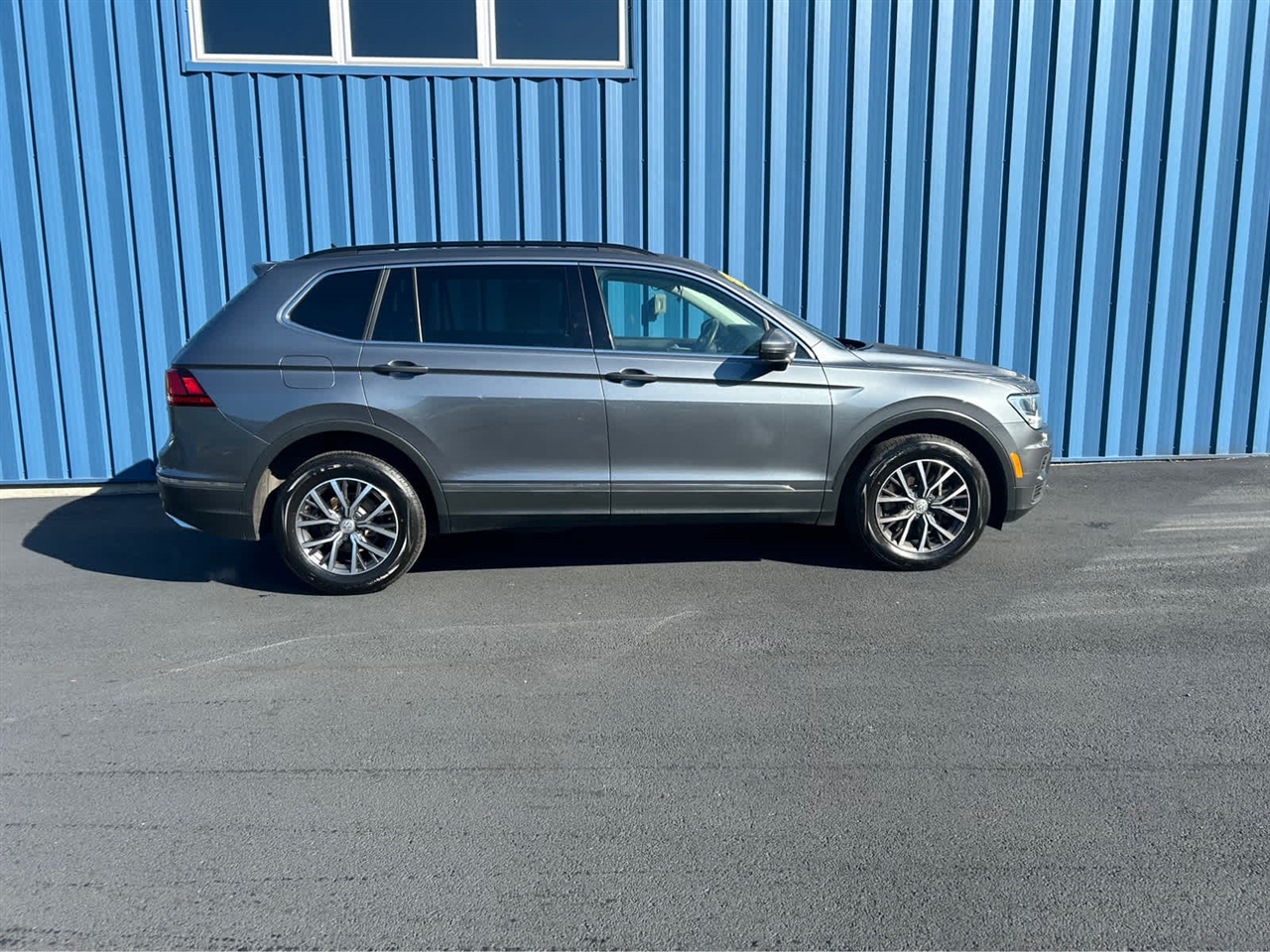 Volkswagen Tiguan SE 4Motion AWD 2020 Volkswagen Tiguan SE 4Motion AWD 2020