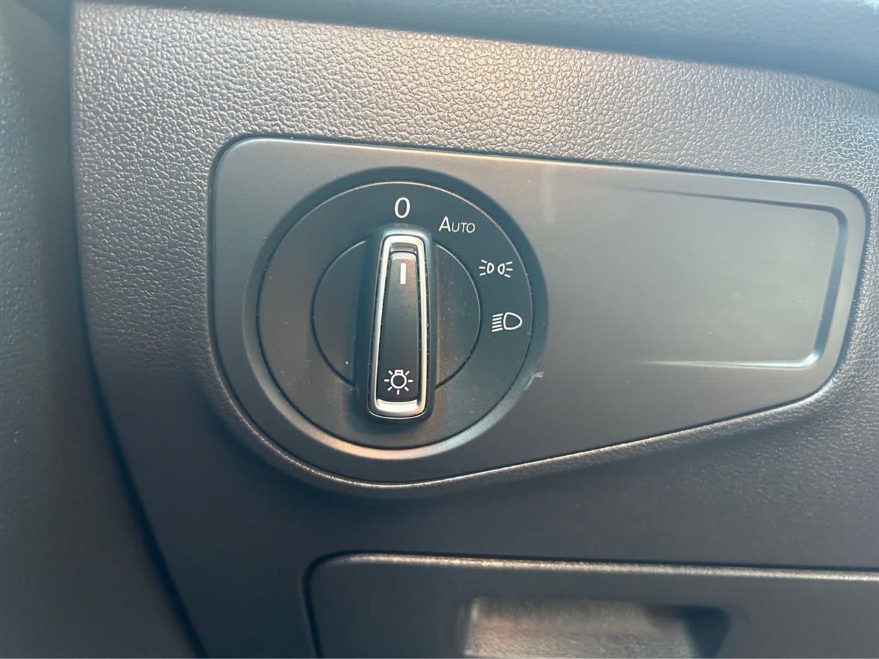 Volkswagen Tiguan SE 4Motion AWD 2020 Volkswagen Tiguan SE 4Motion AWD 2020