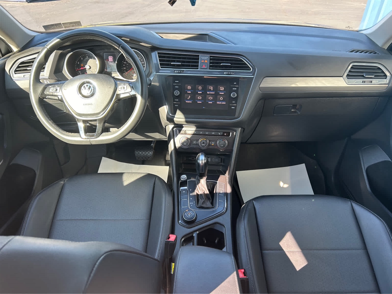 Volkswagen Tiguan SE 4Motion AWD 2020 Volkswagen Tiguan SE 4Motion AWD 2020