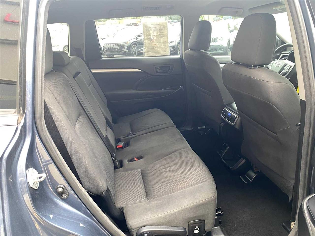 Toyota Highlander LE FWD I4 2018
