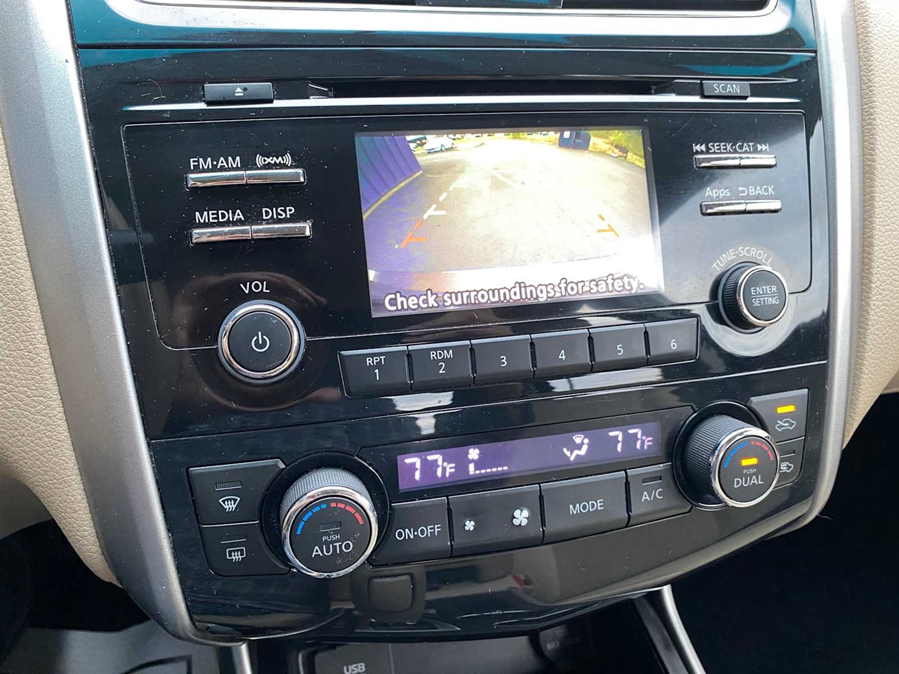 Nissan Altima 2.5 SV 2015 Nissan Altima 2.5 SV 2015