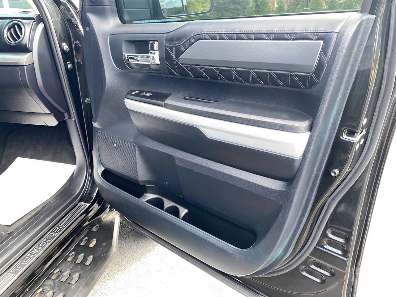 Toyota Tundra Platinum CrewMax 5.7L 4WD 2018