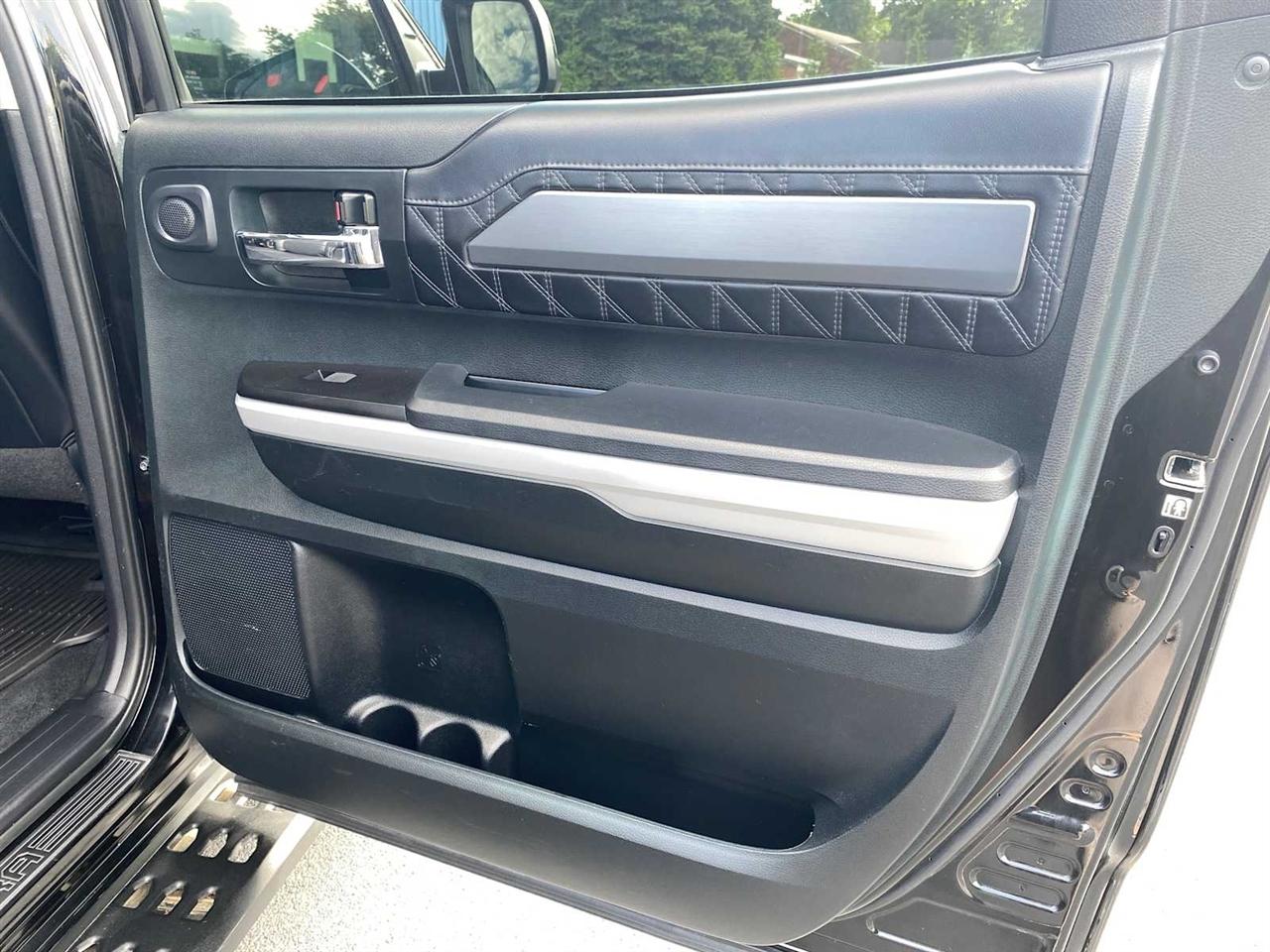 Toyota Tundra Platinum CrewMax 5.7L 4WD 2018