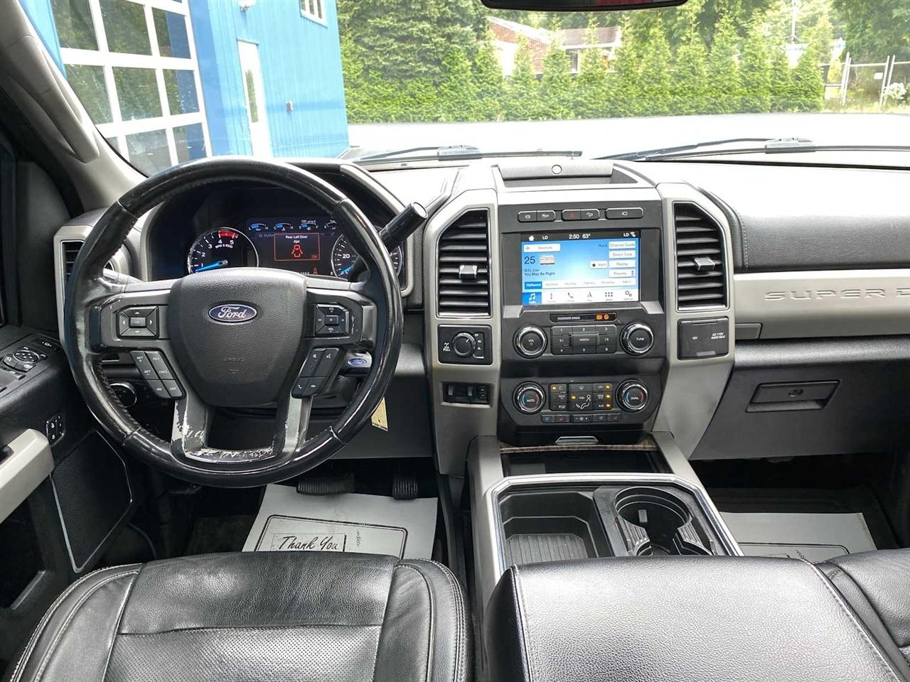 Ford F-250 SD Lariat Crew Cab 4WD 2019