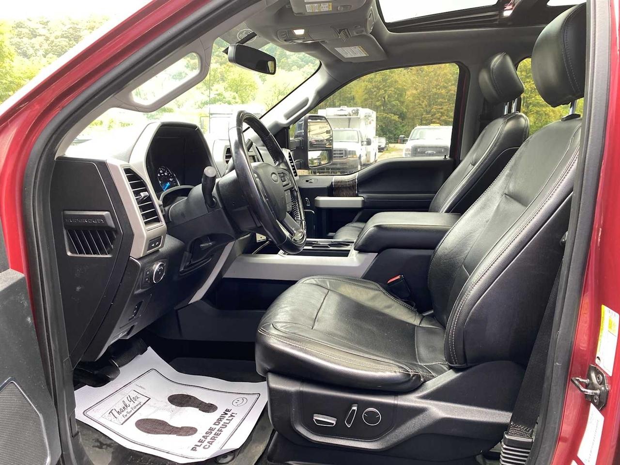 Ford F-250 SD Lariat Crew Cab 4WD 2019